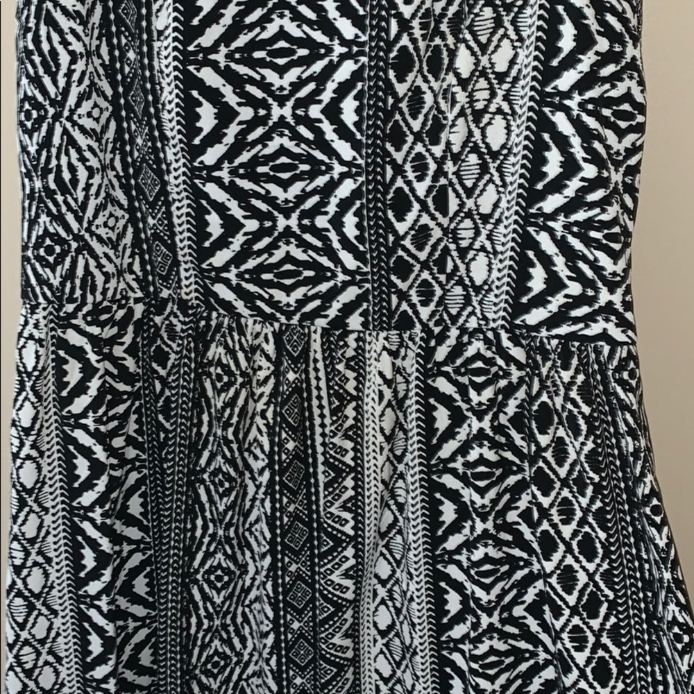 Aztec Dress - Picture 2 of 5